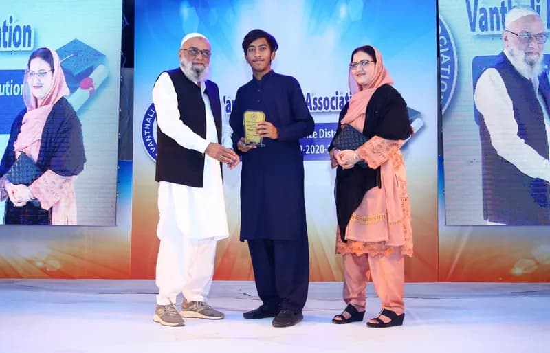 9th Execellence Award