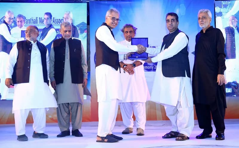 9th Execellence Award