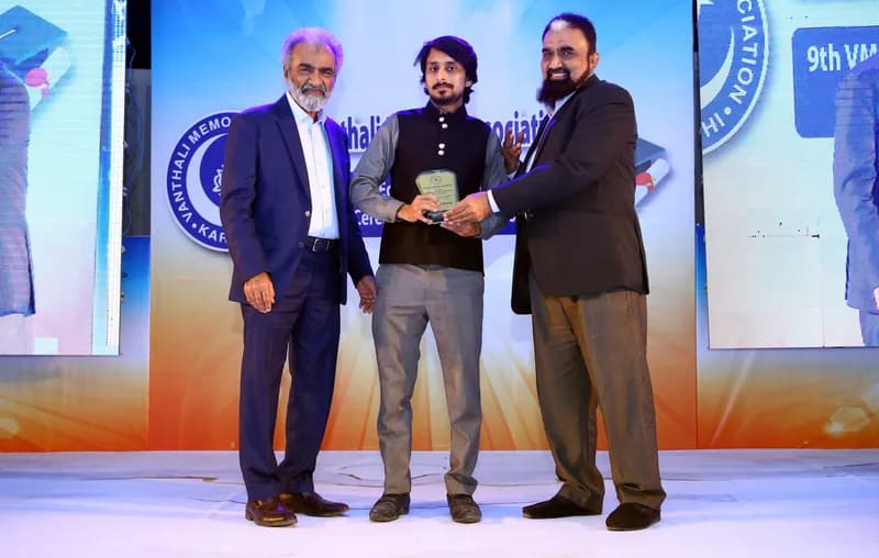9th Execellence Award