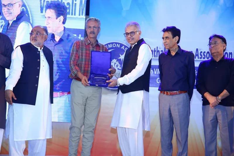 9th Execellence Award