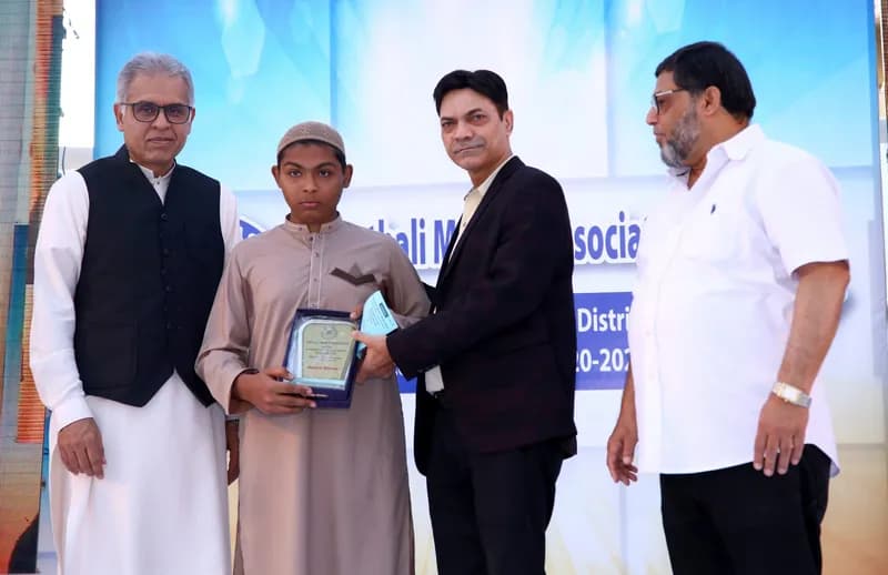 9th Execellence Award