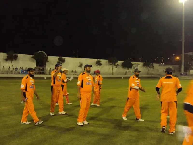 4th APMF FINAL MATCH B/W Vanthali & Bantva Memon Association 2010